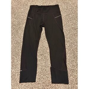 D10 Athleta Black Mesh Panel Capri Leggings Athletic Workout Pants‎ Medium